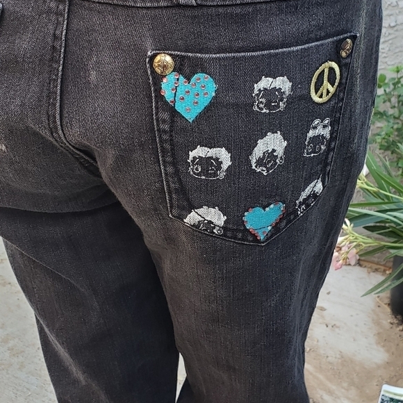 CUTE BETTY BOOP JEANS - Picture 4 of 6